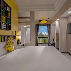 4* Hotel Old Town